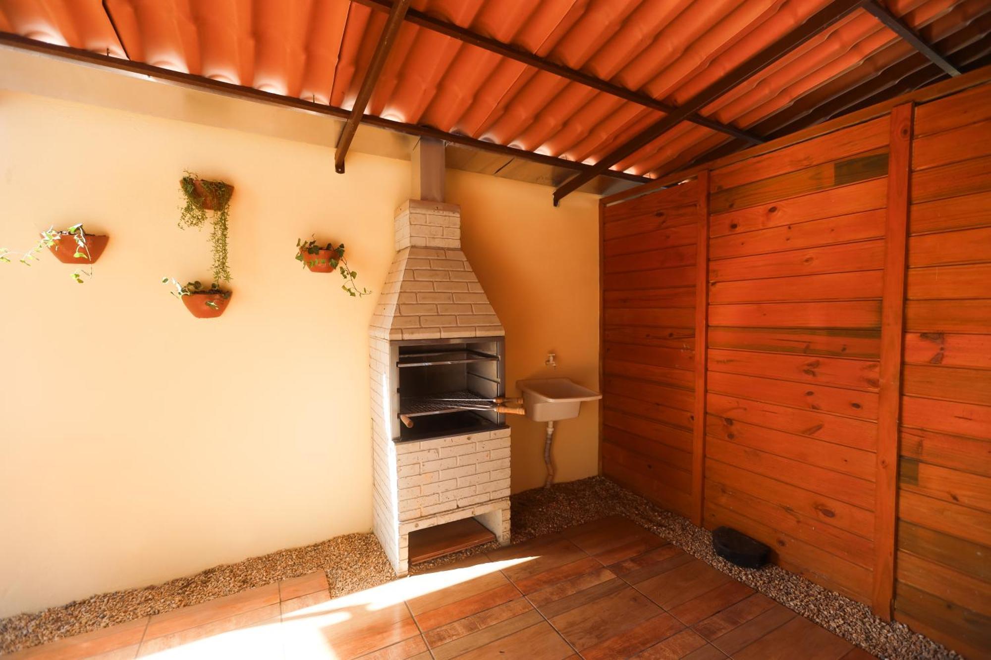 Refugio A 800m Da Praia-2 Vagas, Pet Ok & Churras Casa de férias *